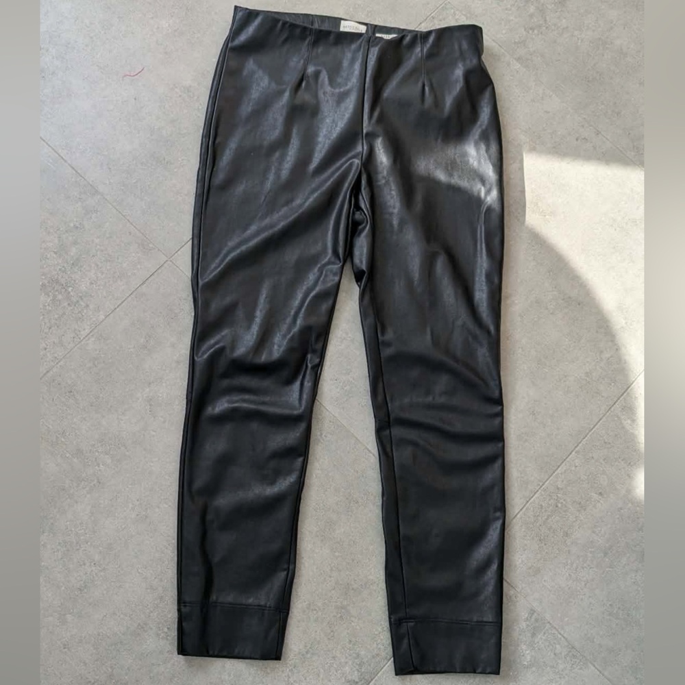 Seductive Sabrina Faux Leather 7/8 Pants Black‎ EU 40